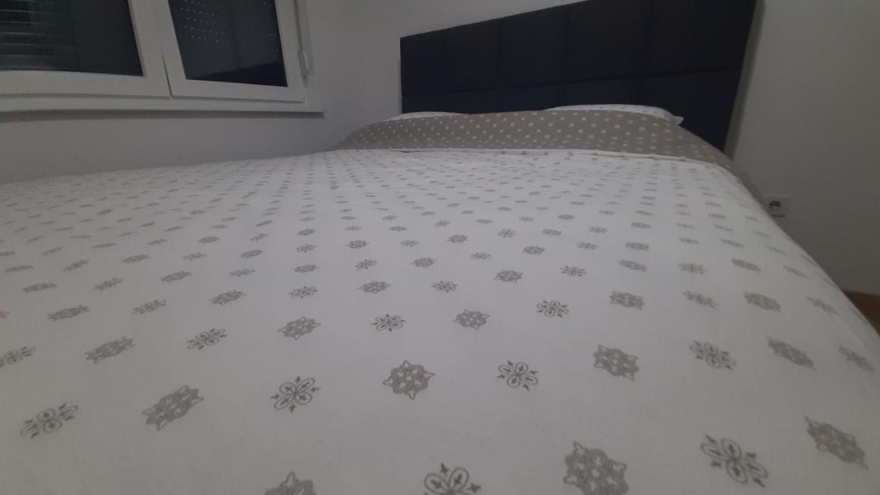 Apartman 222 Brčko Esterno foto